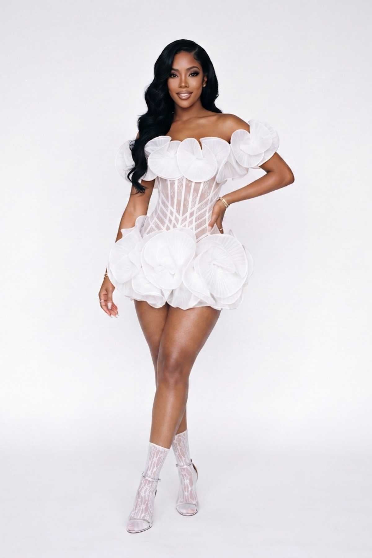 Dolly - White